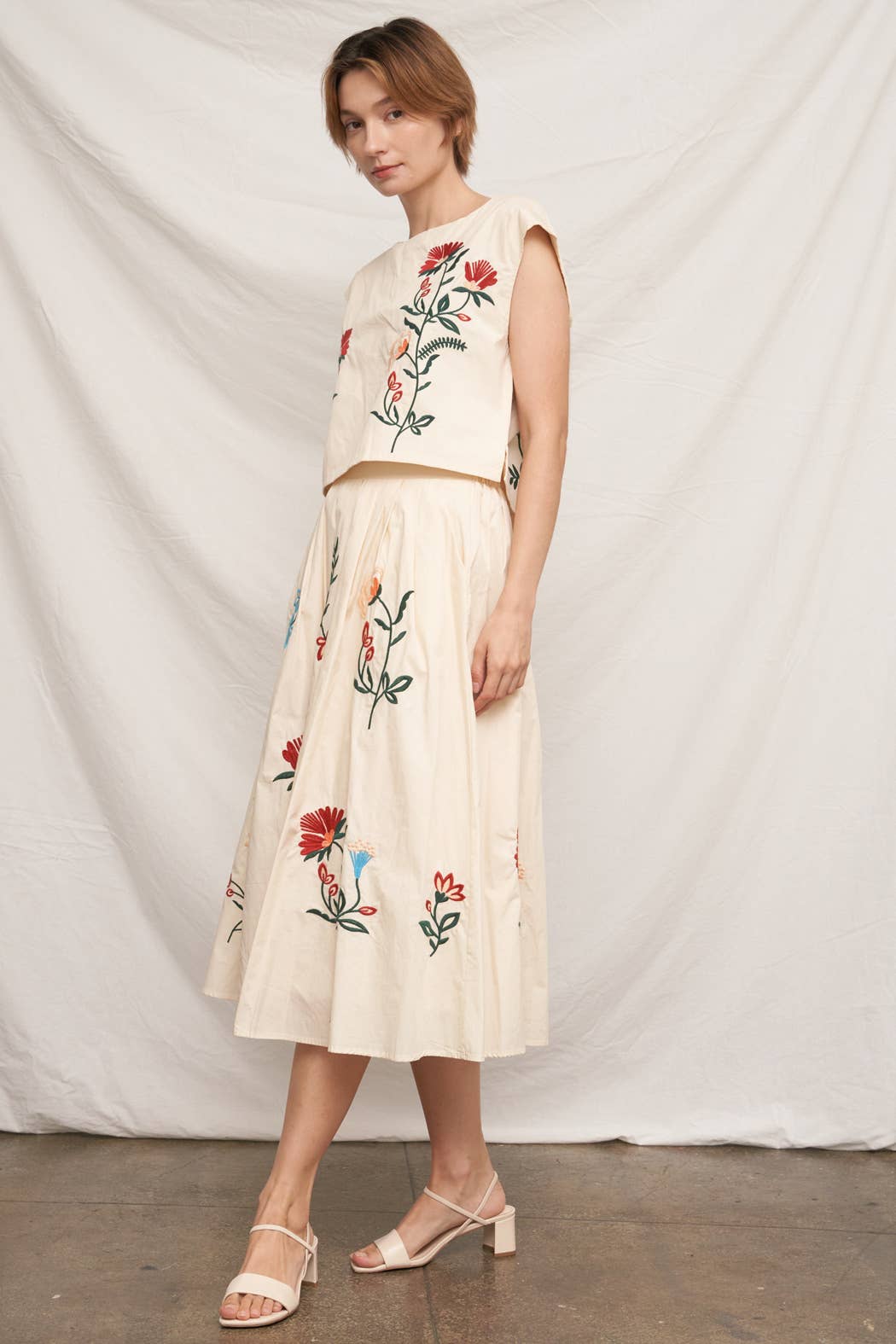 Floral Embroidered Skirt | Beige