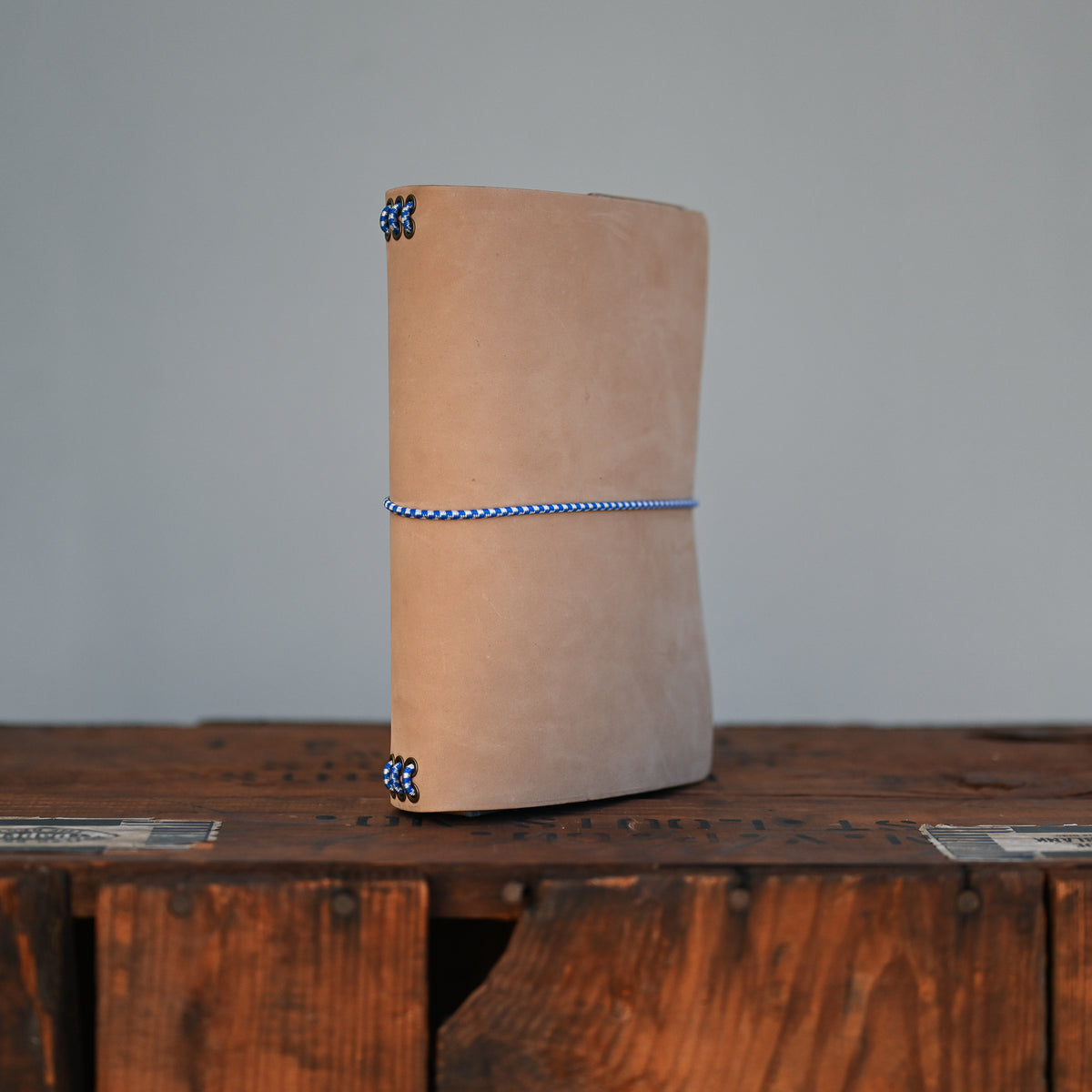 Folio LE | Velvet Natural