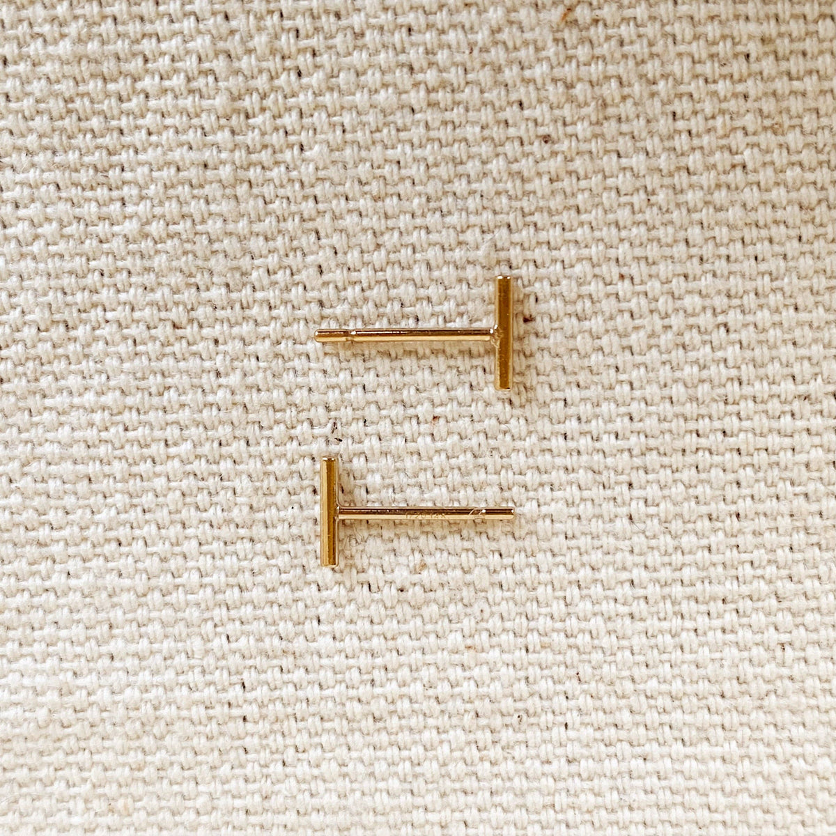 Petite Bar Studs