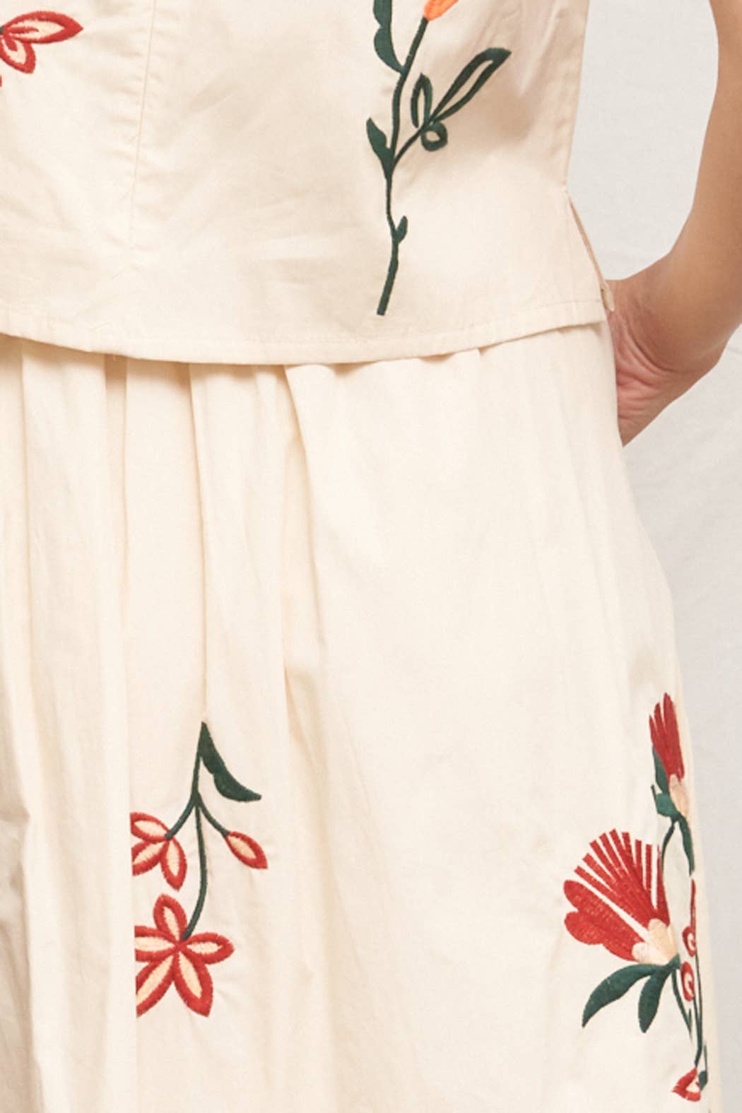 Floral Embroidered Skirt | Beige