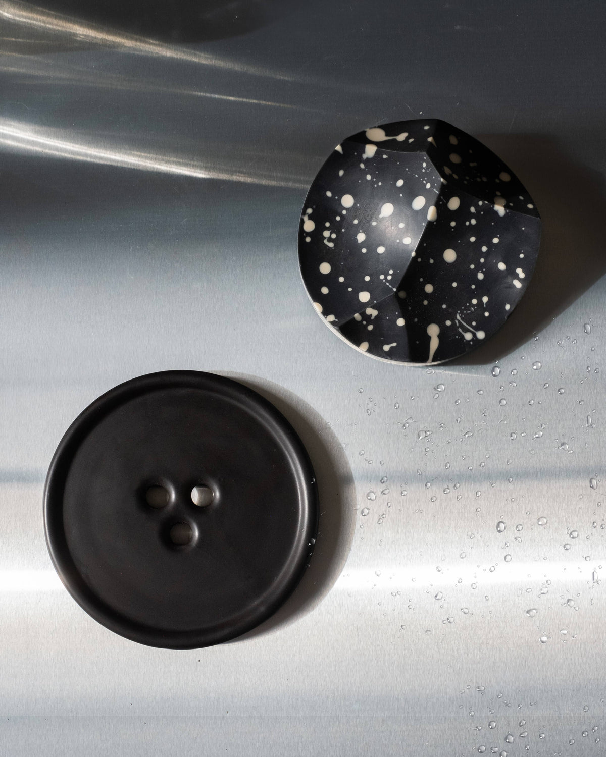 Small Bouton Dish | Black