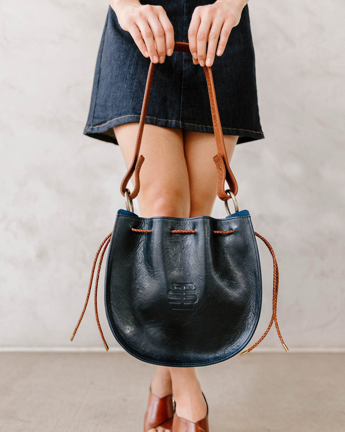 Joi Grande | Navy