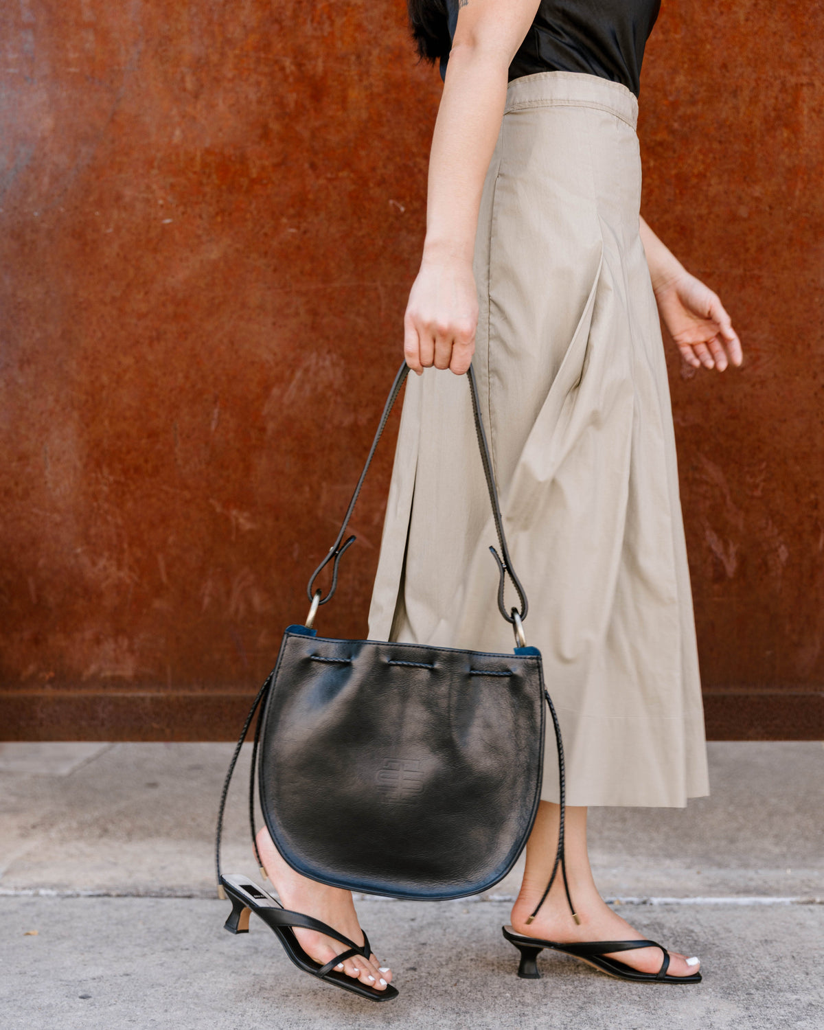 Joi Grande | Black