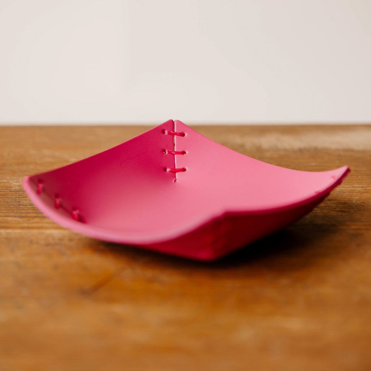 Valet Tray | Hot Pink
