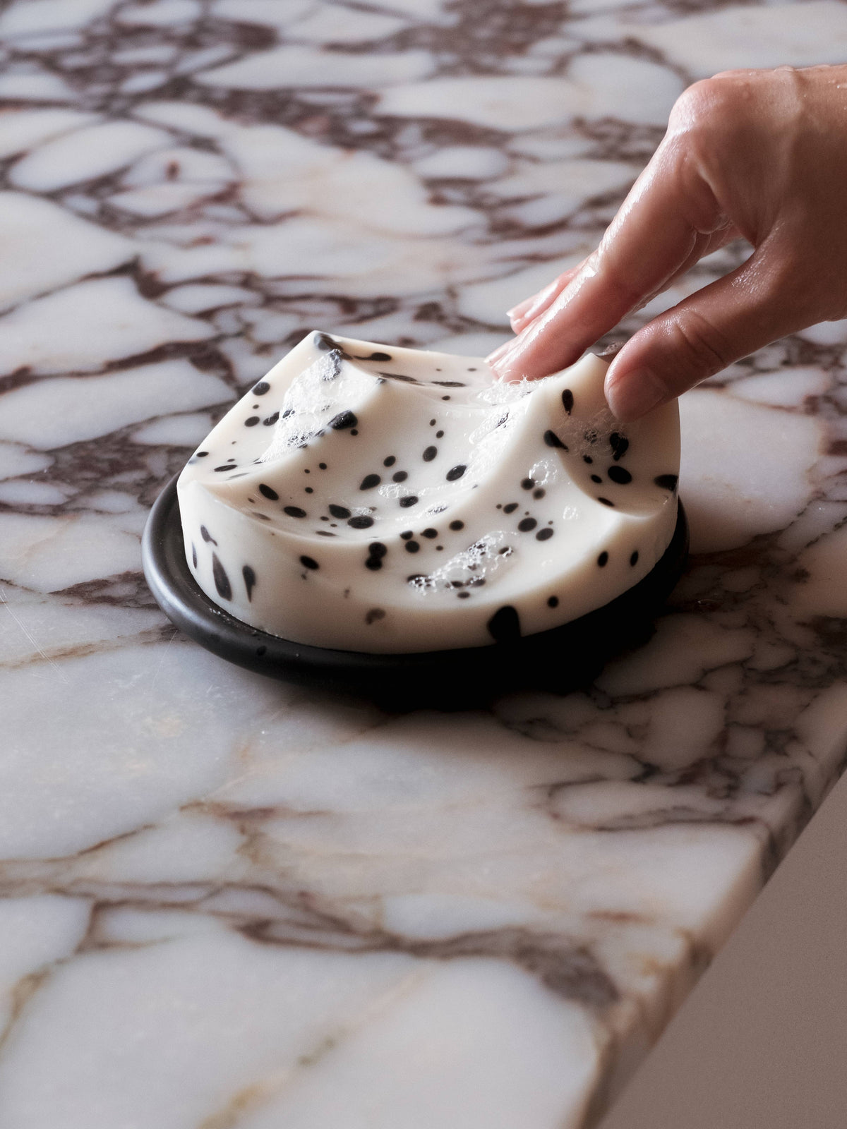 Erode Soap | White Grapefruit