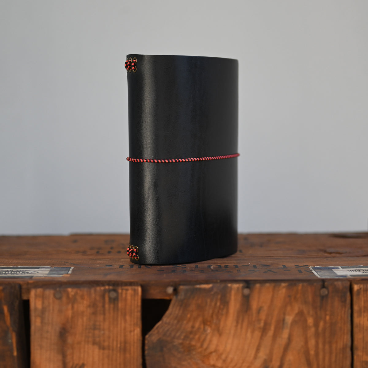 Folio | Venice Black