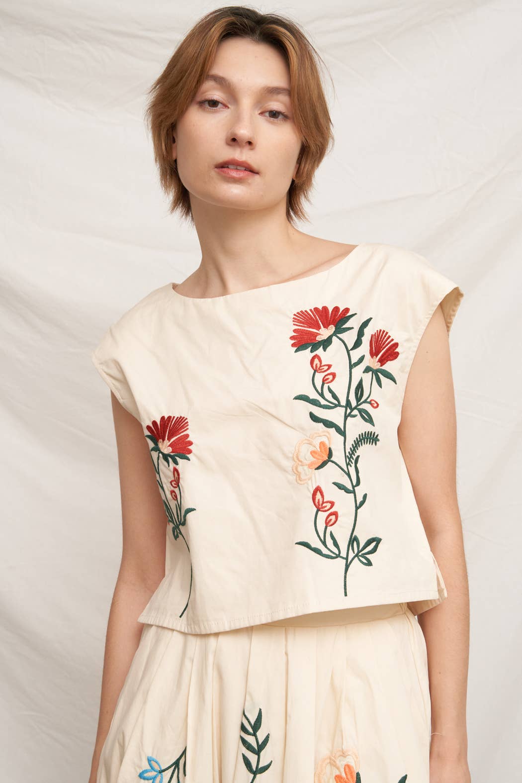 Floral Embroidered Top | Beige