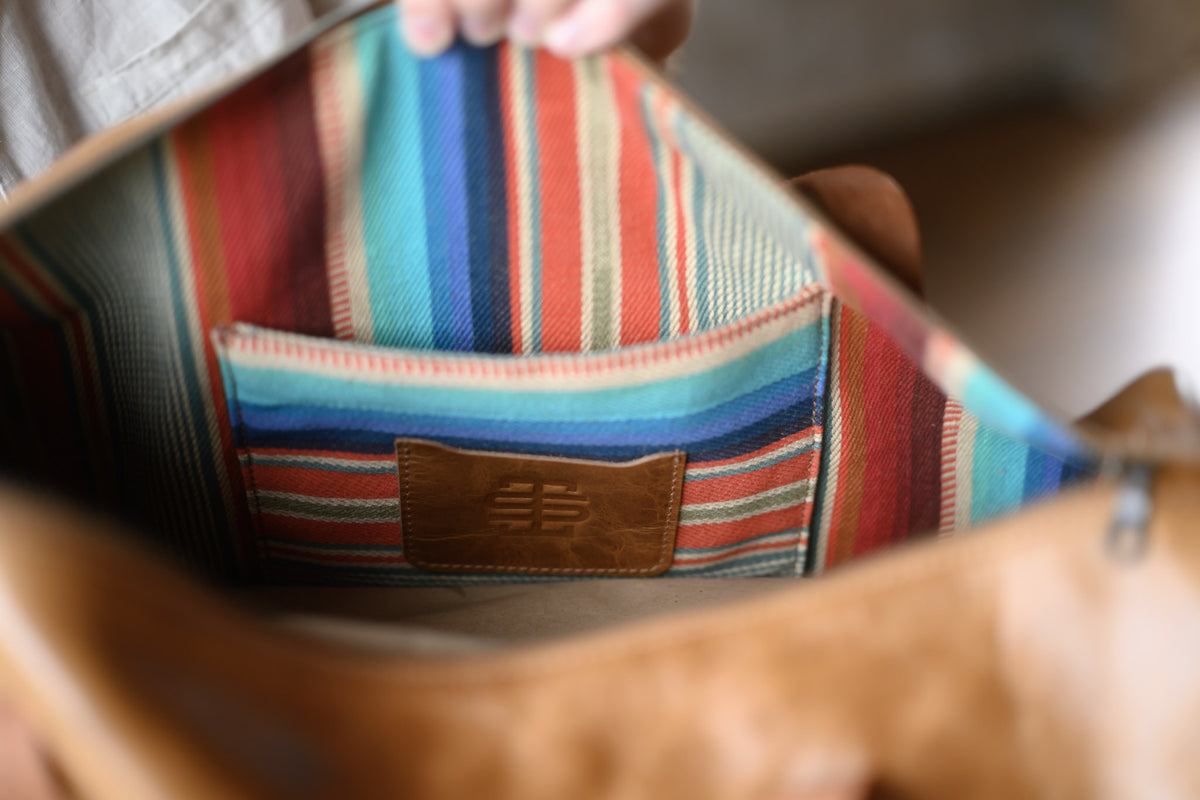 Duffle LE | Rustic Saddle