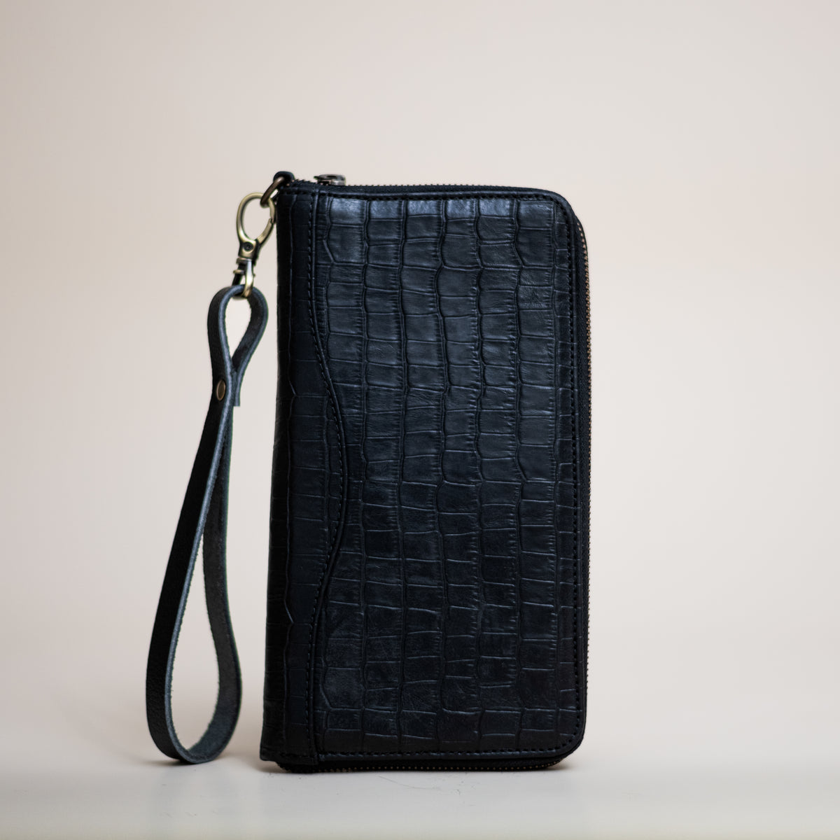 Passport Case | Luxe Black Croc