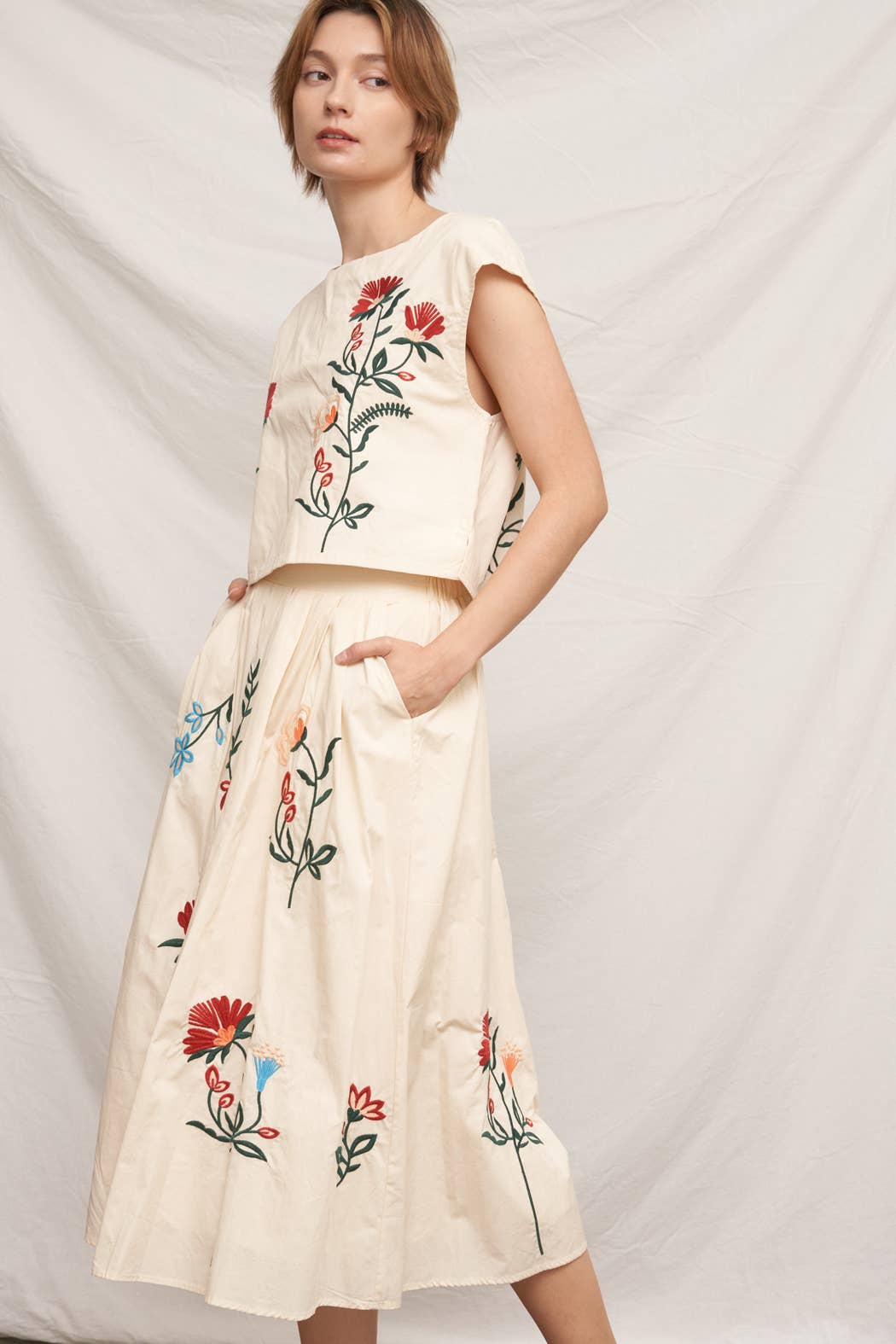 Floral Embroidered Top | Beige