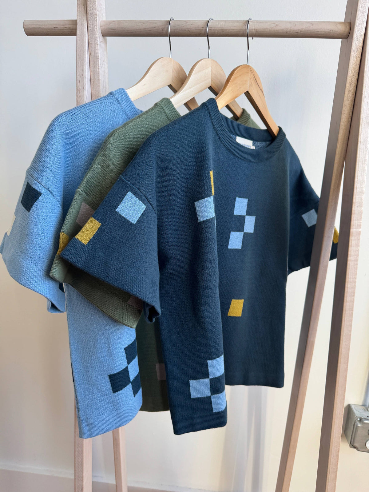 Albers Short Sleeve Sweater Tee | Larimar
